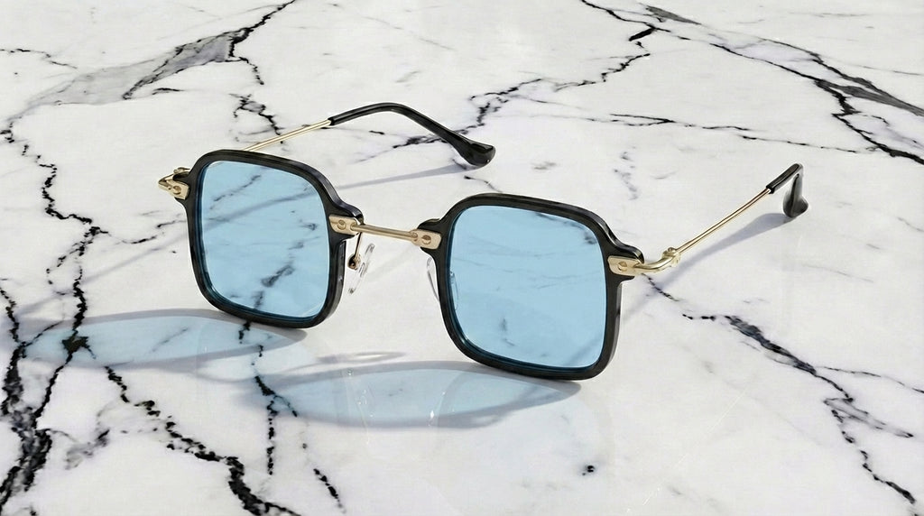 Valthera Golden Frame